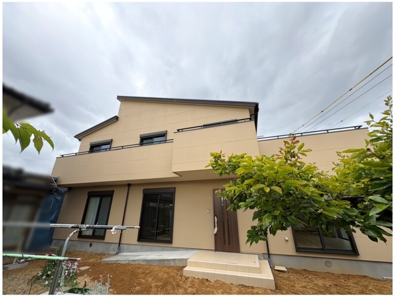 重量鉄骨造新築住宅完成